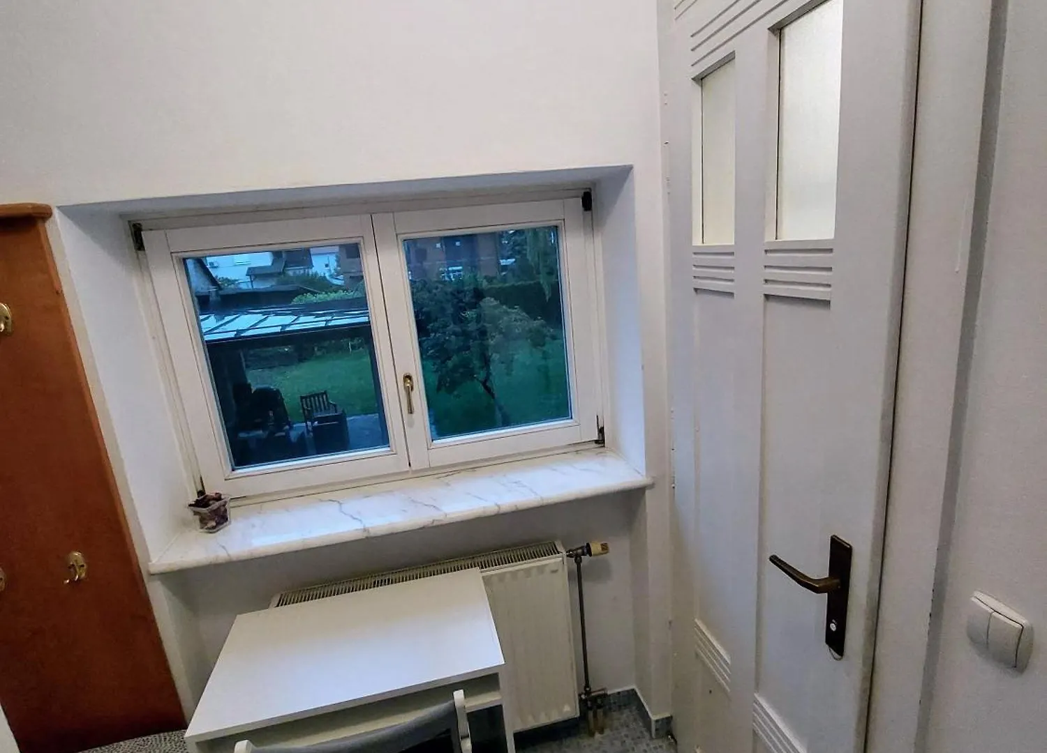 Homestay R24, Rose House Apartment Ljubljana Slovenia